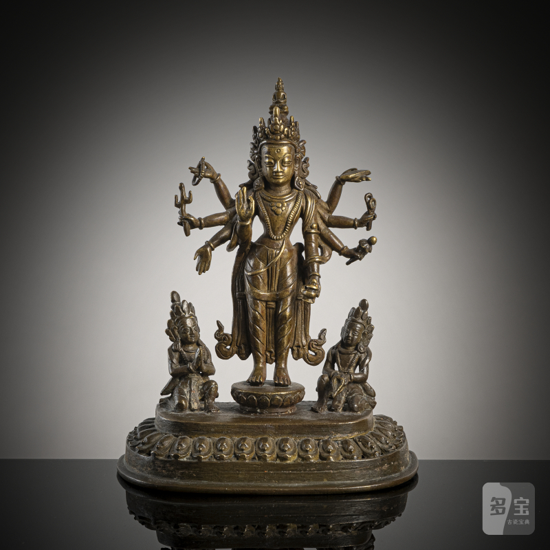A BRONZE FIGURE OF AMOGHAPASHA